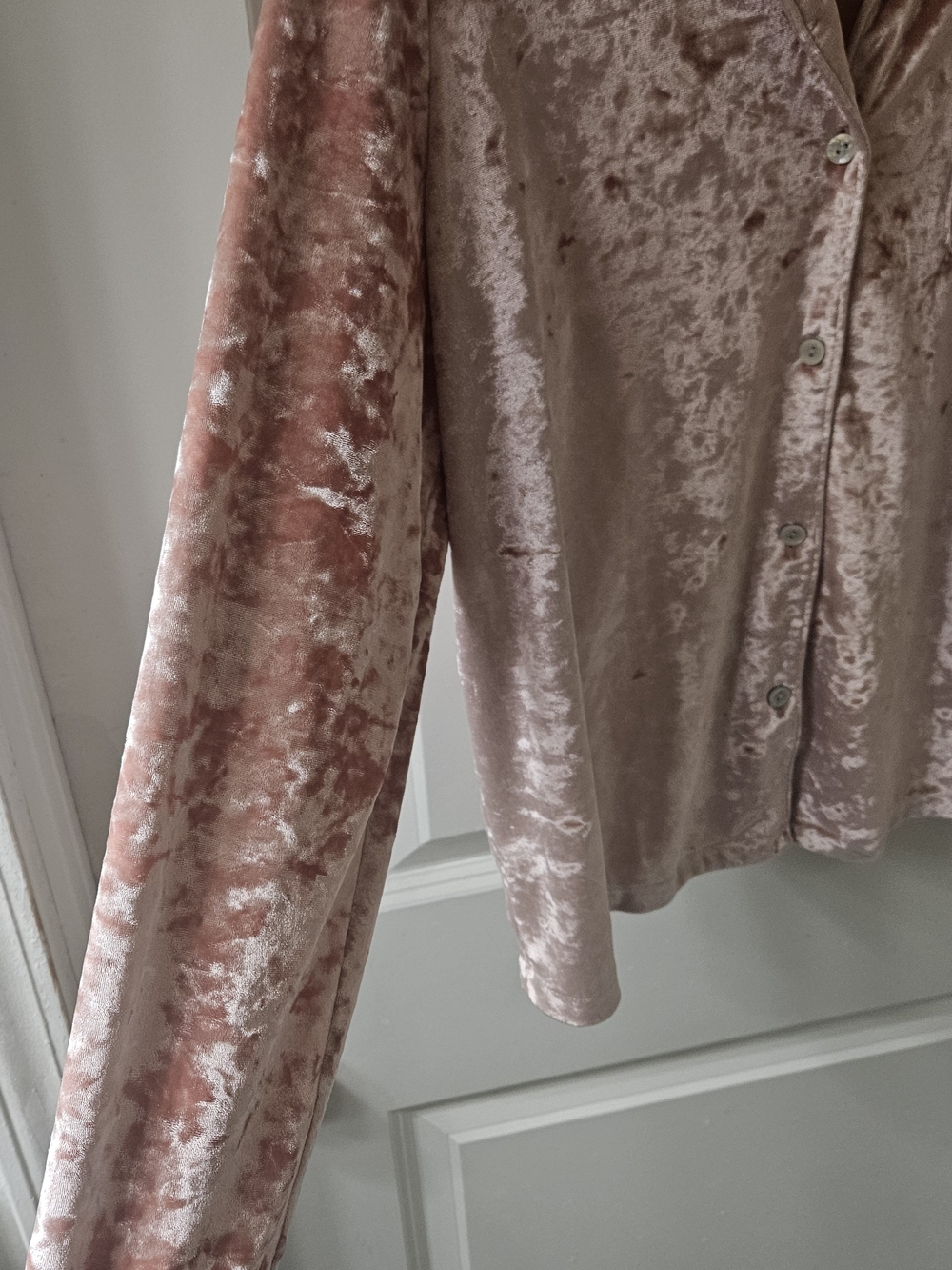 Victoria's Secret Blush Pink Velvet Button-Up Pajama Top - Picture 8 of 11
